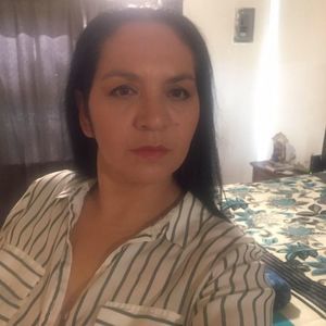 Meet your Posher, Adriana